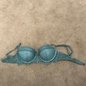 Victoria secret 34C bra in perfect condition